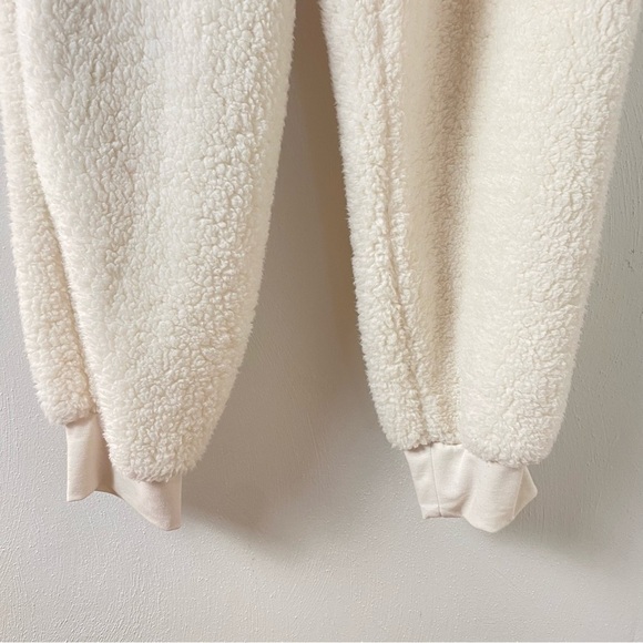 Cali 1850 Los Angeles Ivory Faux Fur Soft Winter Furry Sweatpants Sz L - Picture 4 of 12